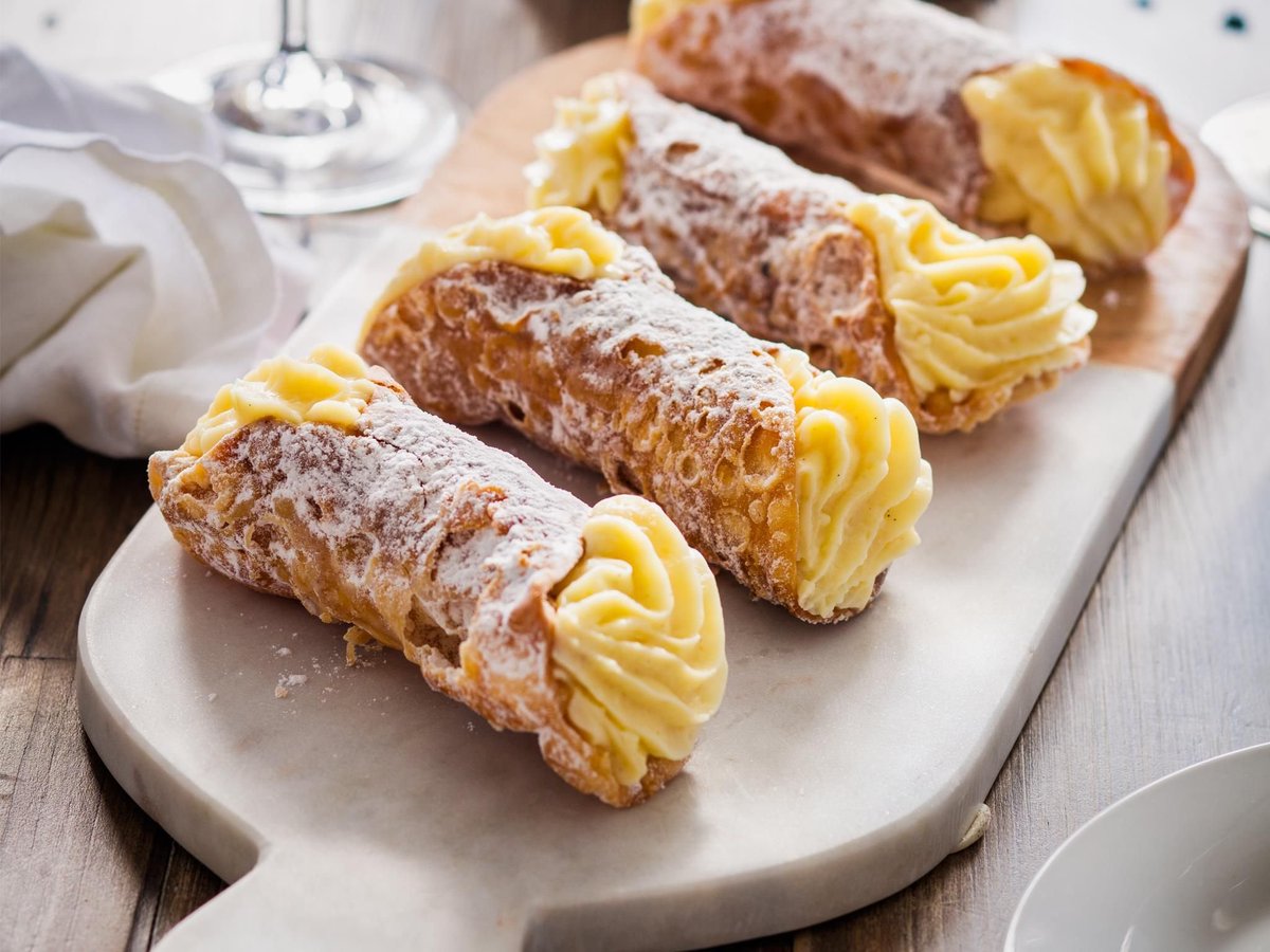 Sicilian Cannoli With Custard Cream
nzwomansweeklyfood.co.nz/recipes/sicili…

#yourfoodmap