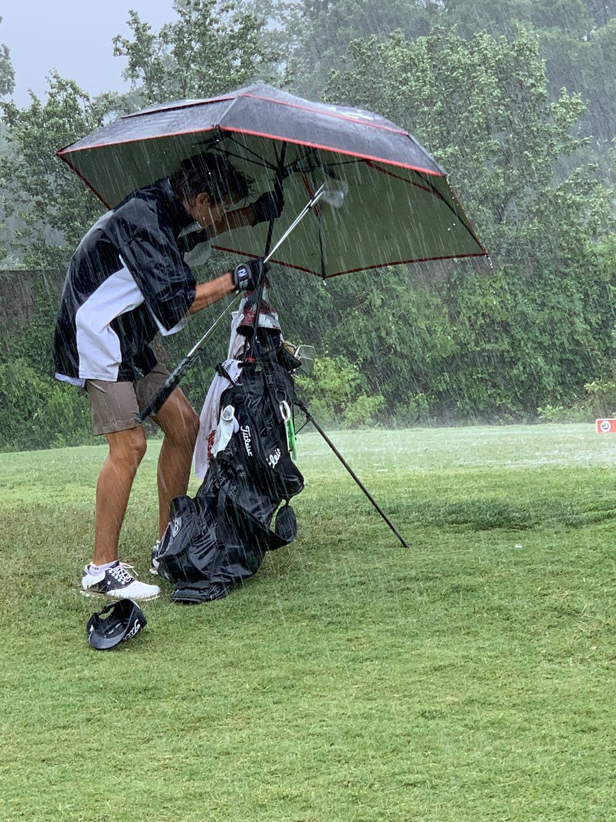 bccgolfers's tweet photo. Survival to match play.  Our boys gutted it out.  Best of luck to @MajorEwing3 https://t.co/TqjkZ3BwR6