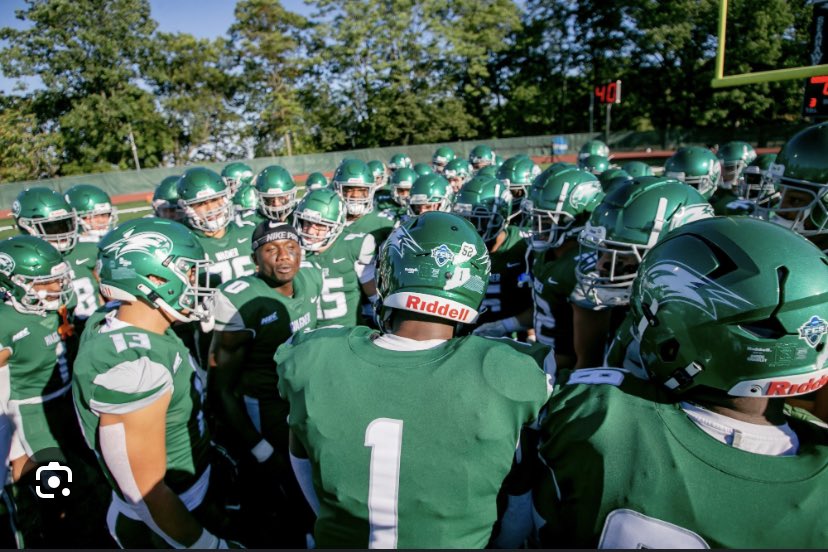 After a great camp and conversation with @tommasella I am blessed to receive an offer from Wagner College #goseahawks 💚 @FBCoach_Sino @coachsotoj @Coach_Suta @CoachKDumas @CoachVito1