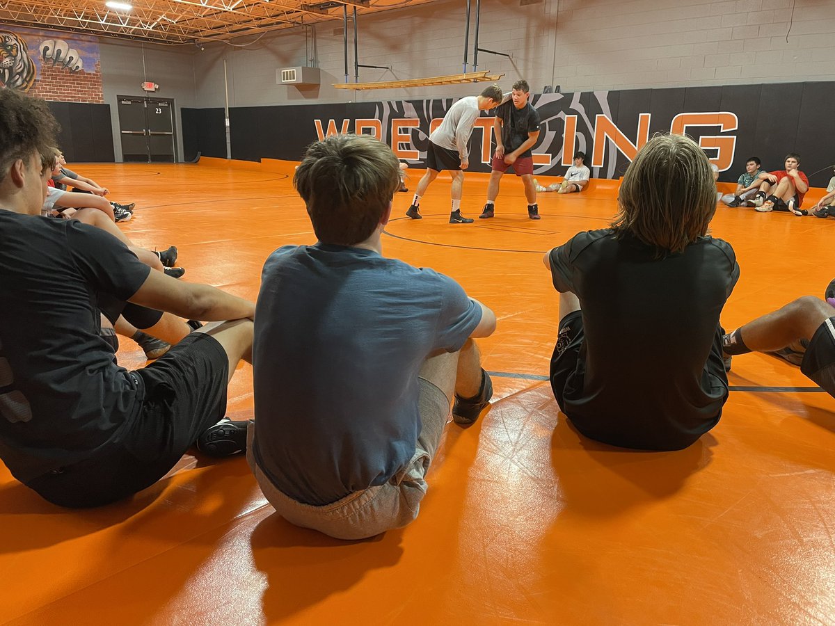 Norman Tiger Wrestling tweet media