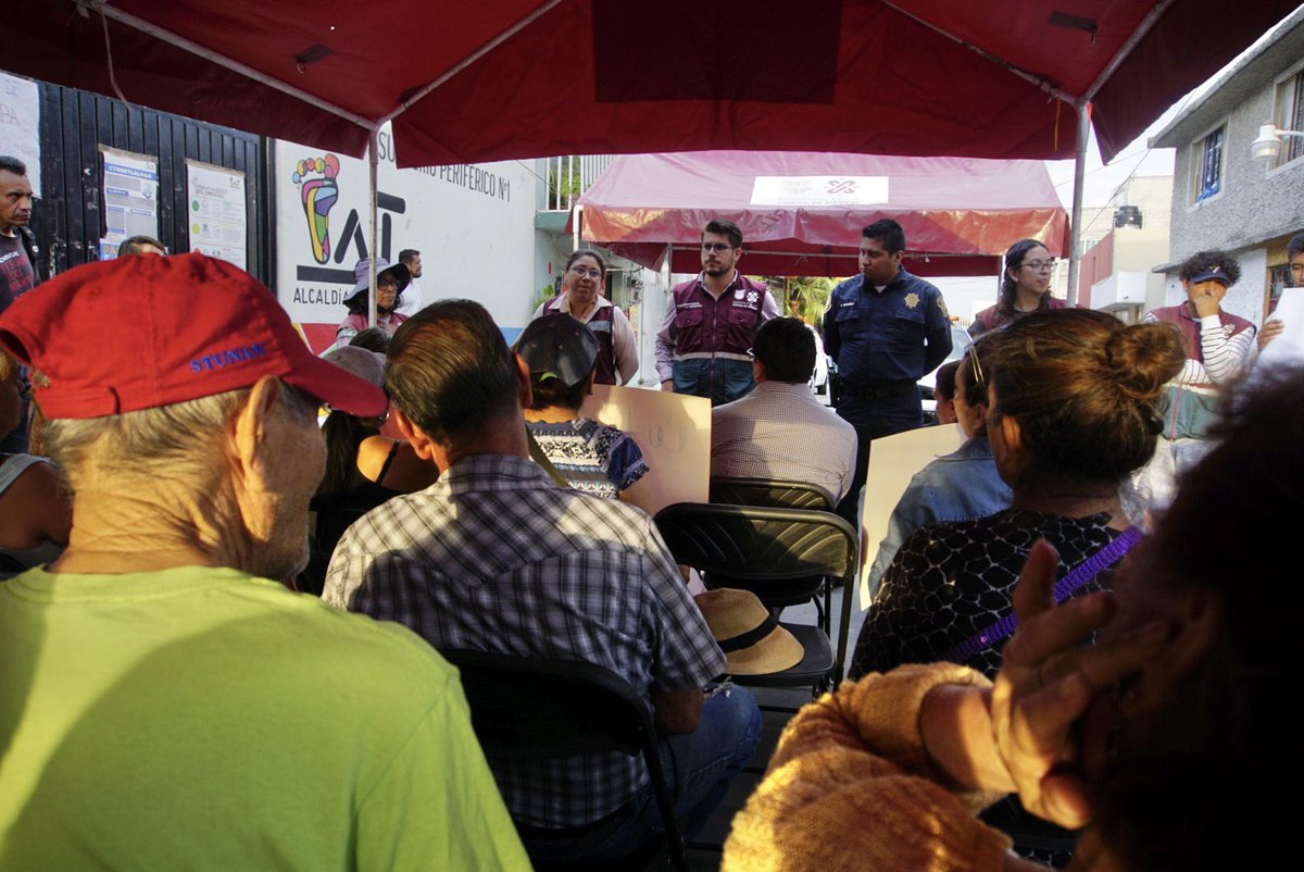pc_tlalpan's tweet photo. 🔴Asamblea informativa 
Hola vecinos nos hemos reunido en la colina Tlalcoligia con el propósito de rendir cuentas con los avances en el programa de bienestar en tu colonia 333  
Irugami Perea Cz https://t.co/zDxtVUZr02