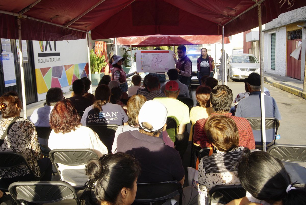 pc_tlalpan's tweet photo. 🔴Asamblea informativa 
Hola vecinos nos hemos reunido en la colina Tlalcoligia con el propósito de rendir cuentas con los avances en el programa de bienestar en tu colonia 333  
Irugami Perea Cz https://t.co/zDxtVUZr02