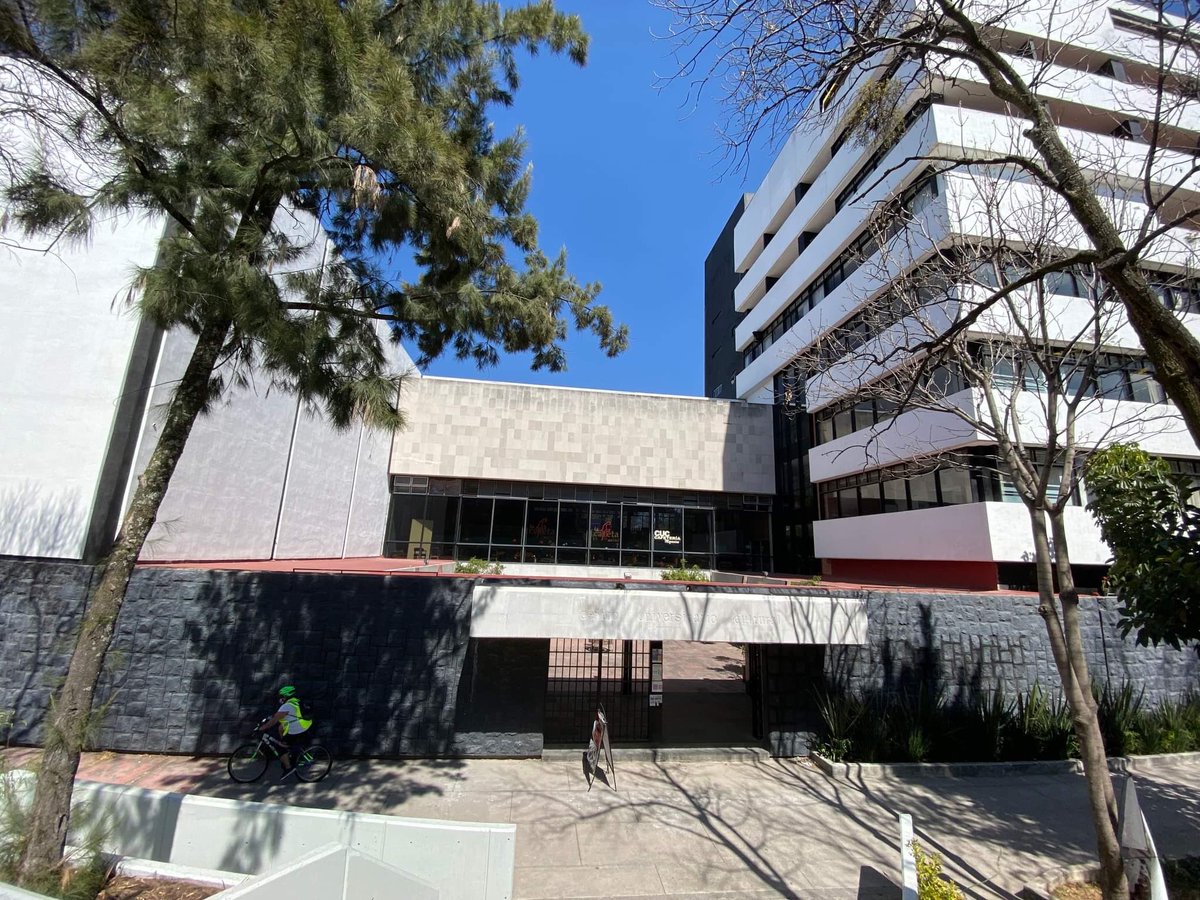 educuclenguas's tweet photo. ¡Aprovecha el descuento si te reinscribes a tu siguiente curso antes del 8 de julio! https://t.co/6i0fI4UpJq