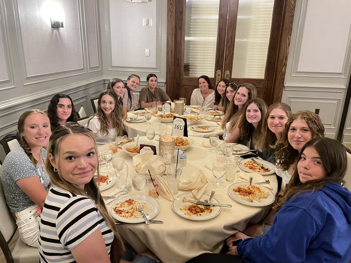 TCICTeamIsrael's tweet photo. We don’t just do dinner…we DO DINNER! https://t.co/VkkG4QR6Ky