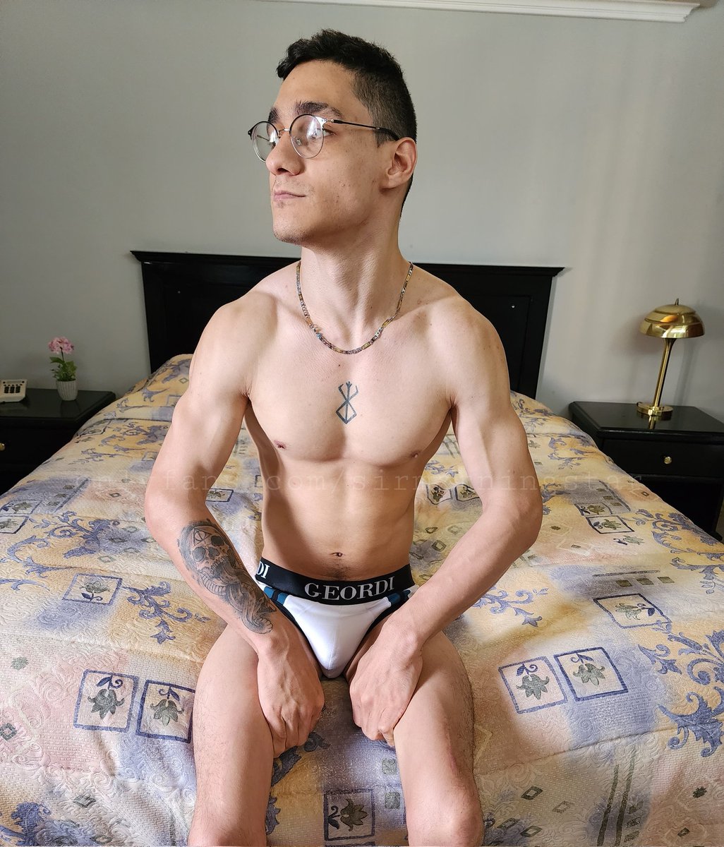 Buenas noches para ti persona preciosa que lees esto❤️‍🩹