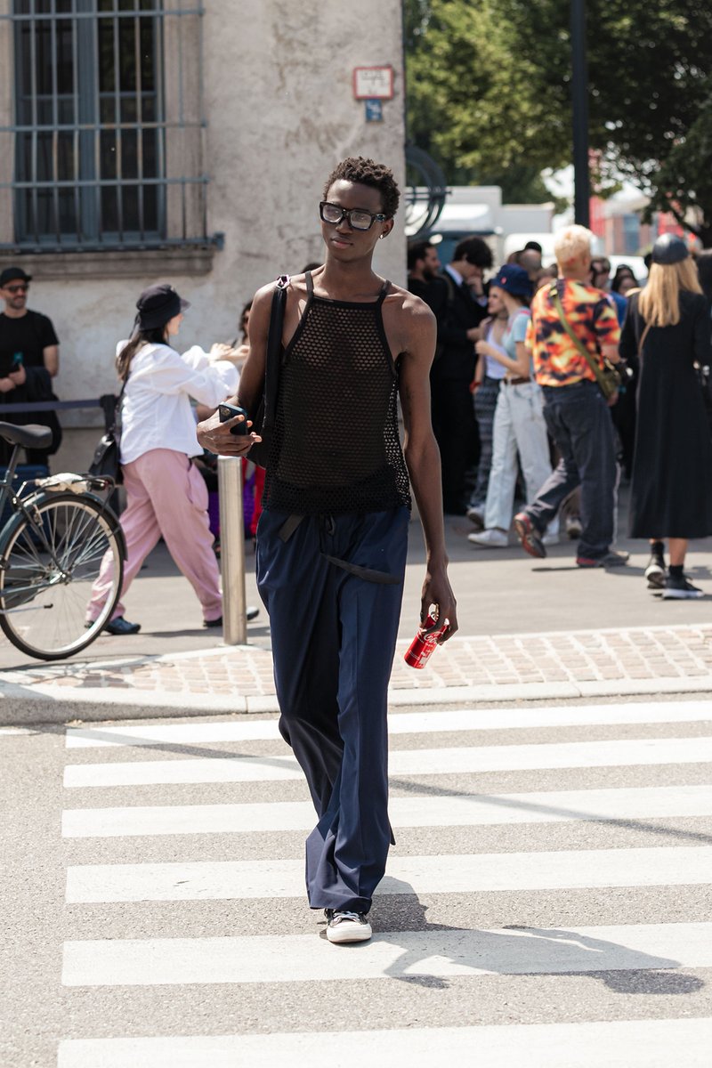 models's tweet image. Wrapping up an unforgettable #MFW S/S 24 journey, captured through the lens of the talented Melodie Jeng @melodiejeng 📸. Experience the complete four-day showcase of stunning off-duty looks at #modelsdotcom.✨