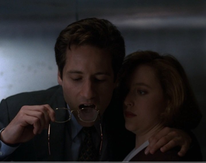 ❤️ Shadow #Mulder and #Scully ❤️ #XFiles #MSR #DD #GA #Favorites #DavidDuchovny #GillianAnderson 🔥😍🥰