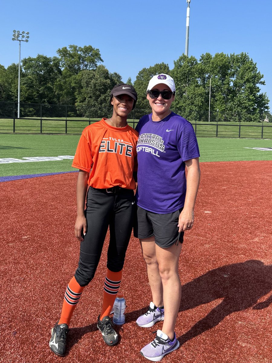 I had a great experience yesterday at the <a href="/UCASoftball/">UCA Softball</a> camp. Big thank you too <a href="/CoachJenParsons/">Jenny Parsons</a> and staff for a great opportunity to get better. Looking forward to the next camp! <a href="/kdself18/">Kady Self</a> <a href="/CoachLucas_/">Coach Lucas</a> <a href="/TulsaElite08/">TULSA ELITE 26/27 NATIONAL</a>