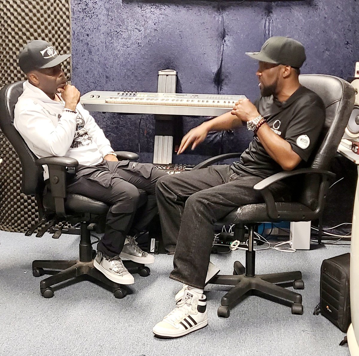 terrellblair's tweet image. #PruducerSeries.. I Just Knocked out a Dope and informative interview with #Umcs #Mcs #HaasG aka @FantomoftheBeat who has been a #Producer #20plusyears... Full #Interview Coming Soon