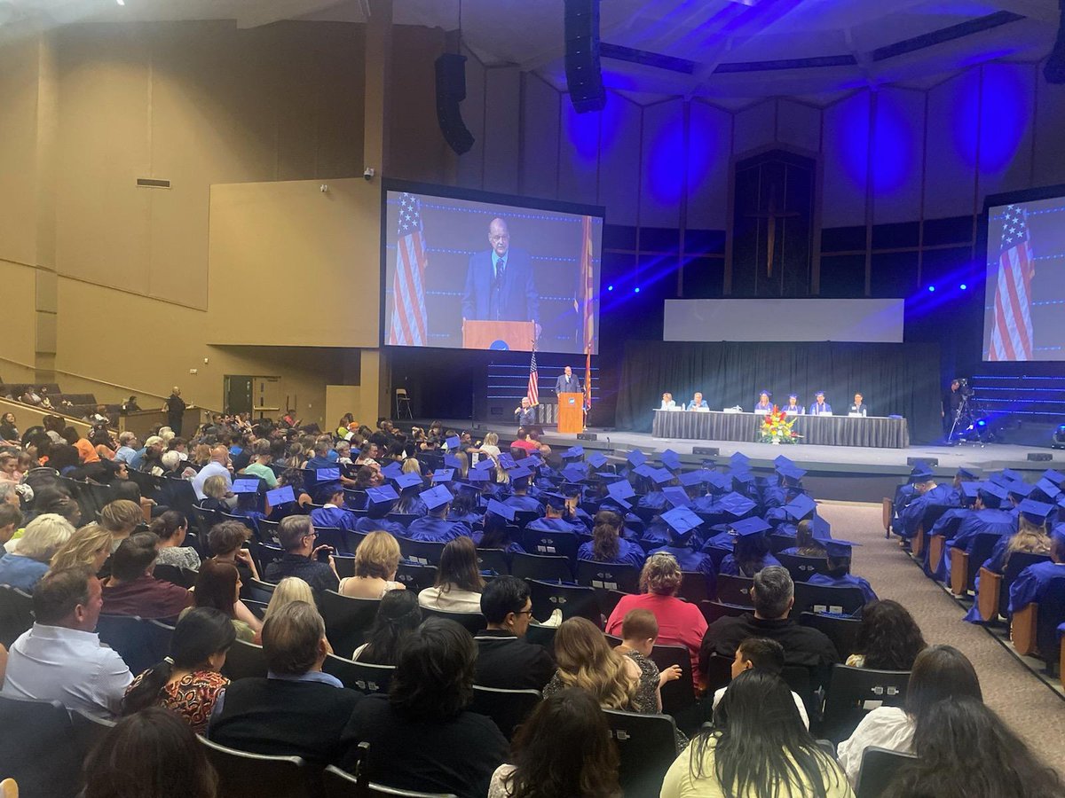 azedschools's tweet photo. Superintendent Horne is the keynote speaker for the over 200 @riosalado graduates. Thank you, President Smith and staff for the warm welcome. Congratulations to all the students and their families! #RioGrad https://t.co/HpTtcZMKUO