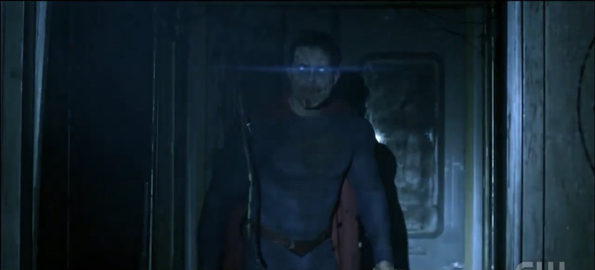 QnBee84's tweet photo. Tell me when you saw Bizarro in the abandoned train you also immediately thought of Derek Hale in the abandoned train station for season 2. #TylerHoechlin #TeenWolf #DerekHale #HalePack #ClarkKent #Superman #SupermanAndLois https://t.co/VUjpkPstQc