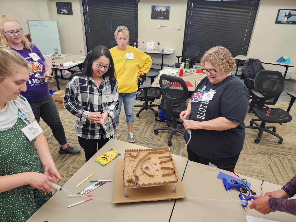 DrYemothy's tweet image. Workshop 15 of 16 is in the books! Tomorrow the last 12 of 453 teachers will complete my STEM workshop series. It's been a wild and amazing ride with incredible people making it happen! #DoDSTEM #Einsteinfellows22