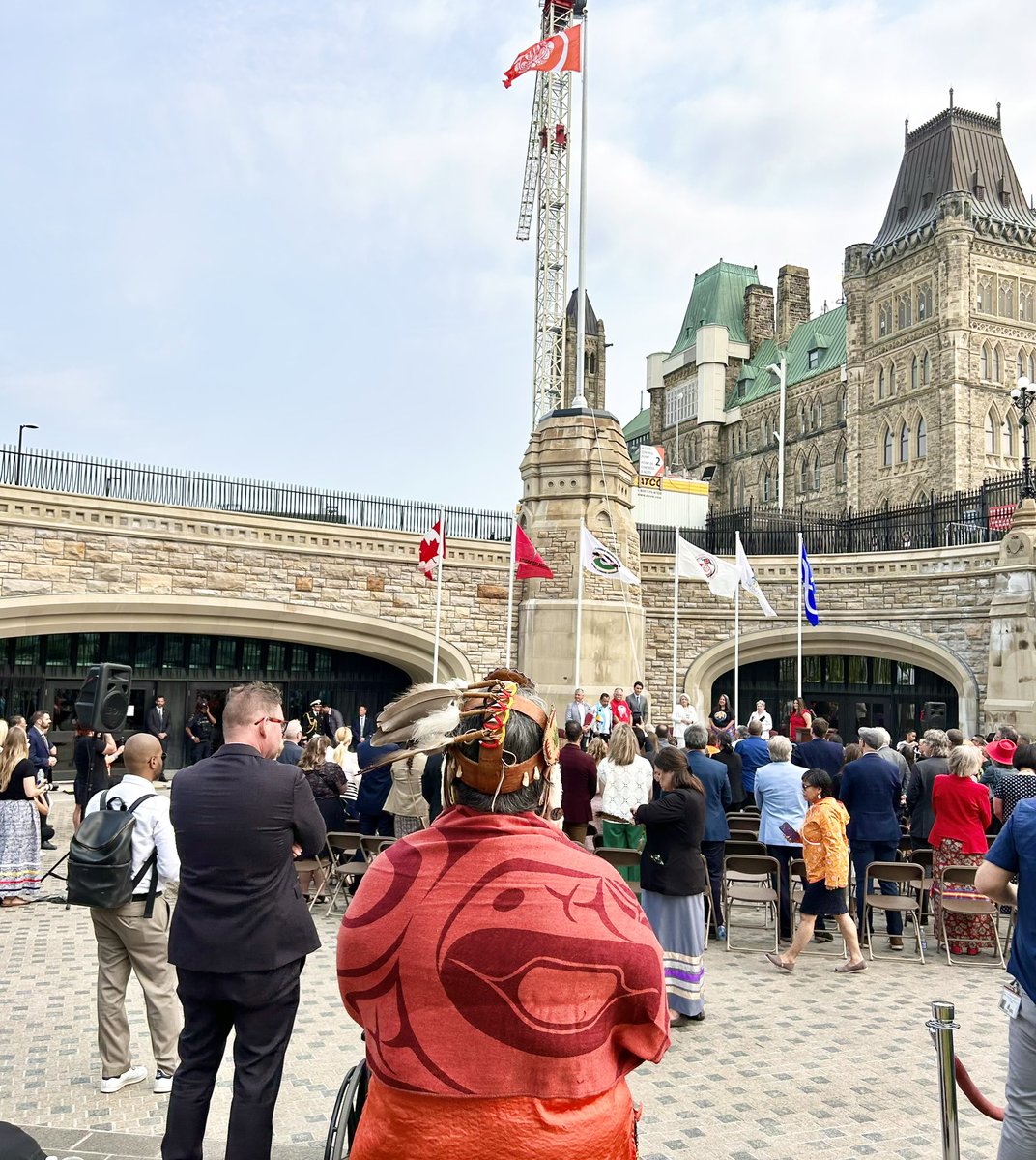 ChiefRoseAnne's tweet photo. 1/ Happy Summer Solstice & #NIPD2023!
My day in Ottawa was uplifting. It started w/ the raising of the #Survivors flag on the Hill, where the gov’t has committed to changing the flag every season. Survivors delivered heartfelt speeches about the #HealingPathForward https://t.co/ZHaxFiBvLr