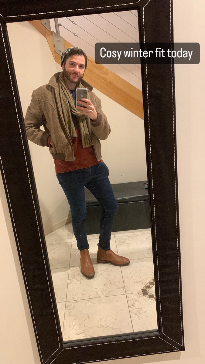 andrewanthony93's tweet photo. Cosy winter fit today 
#gay #OOTD https://t.co/7CrCySDB07