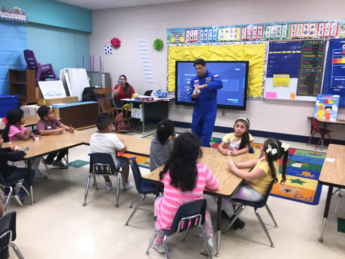 We LOVE our Specials Teachers! They are enriching us with Math, Spanish and STEM activities.  Thank you Mrs. Wilkerson, Mrs. Cordoba and Mr. Lima. It's a great day in ESL Summer Adventures!