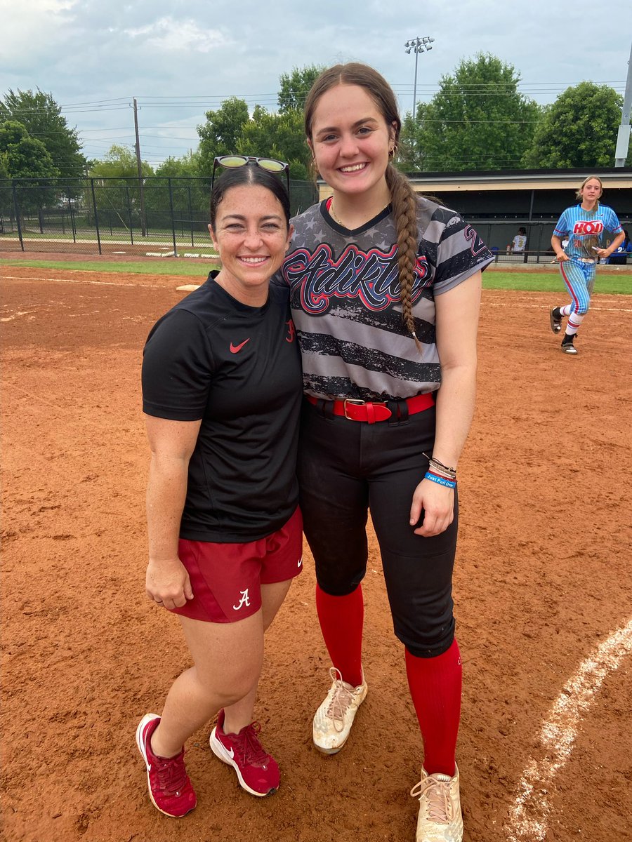 allison_glatt's tweet photo. Huge shout out to Alabama EARLY Summer Collegiate Instructional and Exposure Clinic! What an experience! @BamaStateSB super awesome campus! Thankful for this opportunity to learn&amp;grow! @UNASoftball @CoachHawkinsUNA @hgshollenberger @UACoachMurphy @TTU_Softball @coachangelbrown https://t.co/o6GRU1aOJG