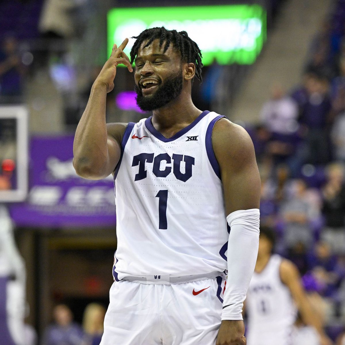 Too Cold U tweet media