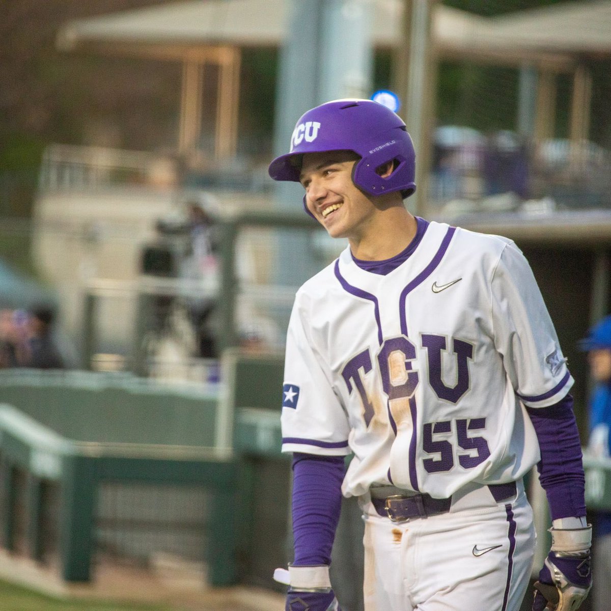 Too Cold U tweet media