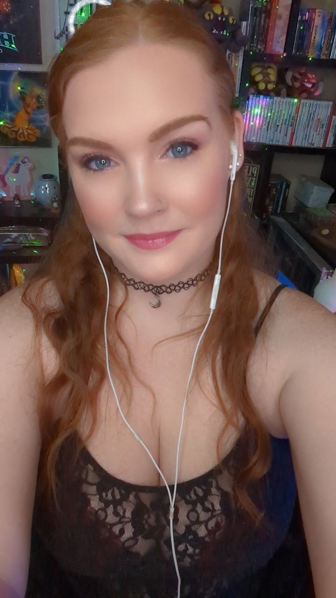 ❤️LIVE!! 👀 Looking for some conversation this evening? 🪷 Stop by @ twitch.tv/sweet_peanut 💗 I'll keep you company, 💦 Playing Games and chillin'🎮 #HumpDayMotivation #worldofwarcraft #Hearthstone #gameswithfriends #gamergirl #Redhead #dogcam #420friendly #chill #drinks