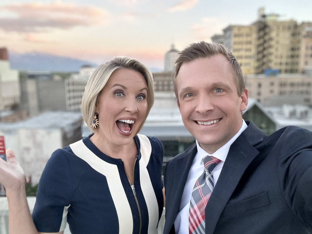 JimSpiewak's tweet photo. One serious one on National #SelfieDay
Will it even be dark at 10pm? https://t.co/GcfpKHndVb