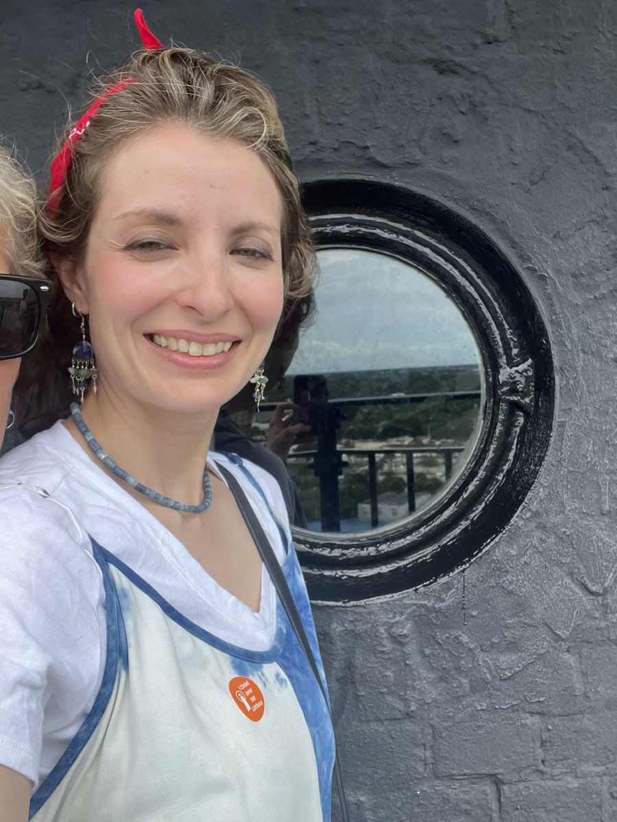 ShakesisterGrim's tweet photo. The lighthouse keeper finally reached the top of the lighthouse and was able to sing a verse or two of “It’s a Brazzle Dazzle Day” while there.

#Lighthouse #Soul #Ocean #Love  #Intercoastal #WillPower #Lesbian #Nun #Life #Mariner #MaRine https://t.co/o42IkARTxb
