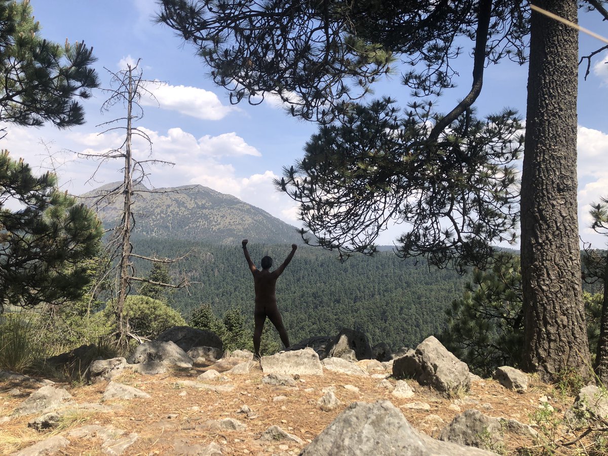 jinwnt's tweet photo. Great  #WorldNakedHikingDay 2023!!! https://t.co/9Hr1m84g4j