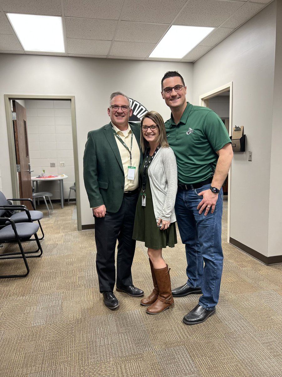 ryan_d_wynn's tweet photo. The Big 3 became Dad, Bro, and Sis.

I wrapped up year two as an AP @frbo_falcons and it was a great one. I had a ton of fun and learned a lot alongside @87jolson and @bouma_amy. We make a great team and we’re blessed with a great staff and great kids. https://t.co/eTJx29h6q3