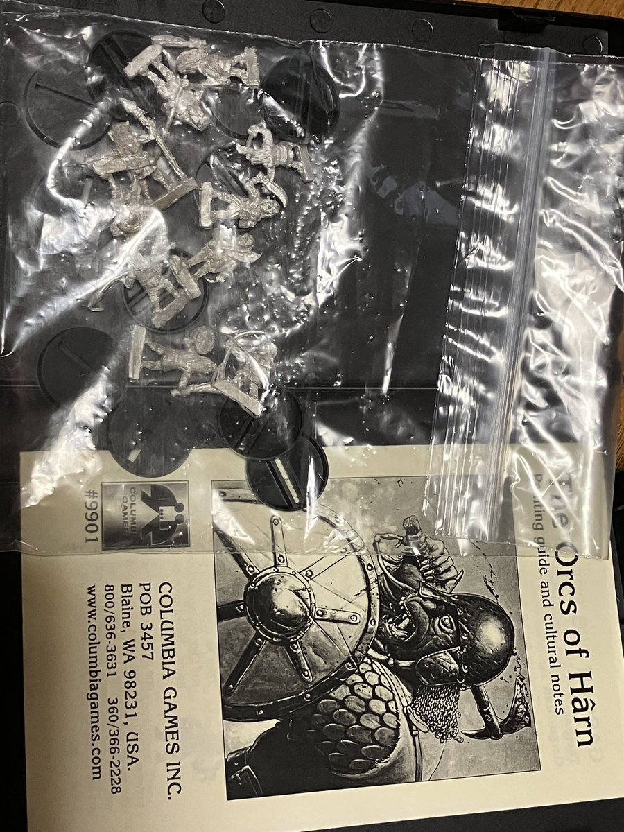 ashinya's tweet photo. 魔がさして購入したThe Orc of Harn。なぜかVHSケースに入ってる。#harn #harnmaster #harnworld https://t.co/OXwLopU8zj