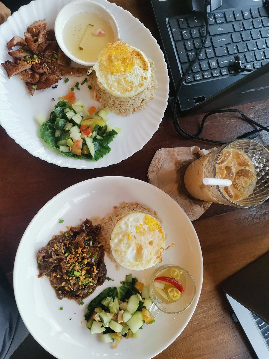 meannedelbarrio's tweet photo. elbi circulo cafe 🩷 https://t.co/4JTmyXd6Cs