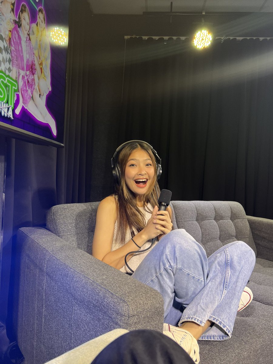 bini_colet's tweet photo. Episodes 2 is out now blooms!!!😝 How was it???? hahahahaha ang feeling ko diba😭 
#BINI 
#BINI_PodcastNgMgaWalangJowa https://t.co/ht7FKluTGW
