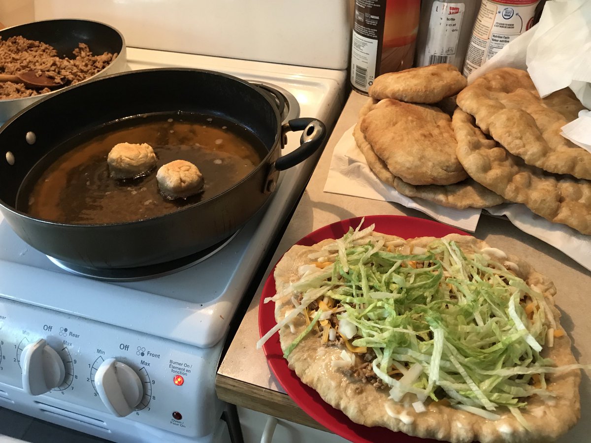 PatBeaton1's tweet image. Happy #IndigenousPeoplesDay from somewhere in #Nanaimo with a lot of #frybread 🤤 #MissYaMum🤟