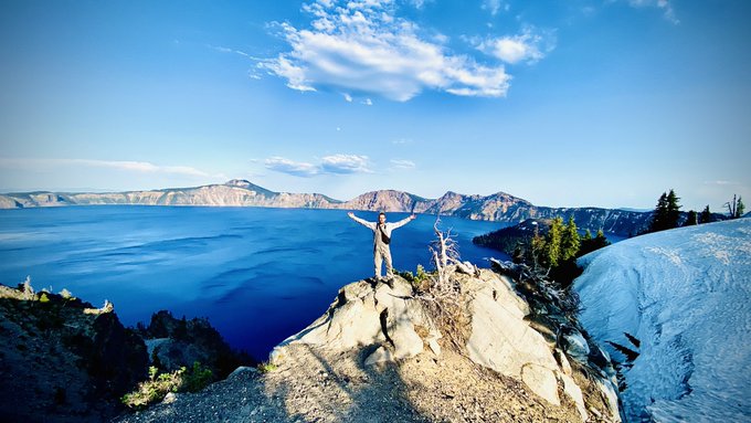 #craterlake https://t.co/DGIHUhU4eE<a href="/tag/craterlake"class="tags">#craterlake</a>