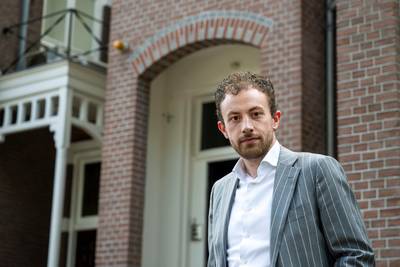 Advocaat klaagt staat aan om ‘onrechtvaardig’ leenstelsel en eist compensatie voor ‘pechgeneratie’ gelderlander.nl/arnhem/advocaa…
