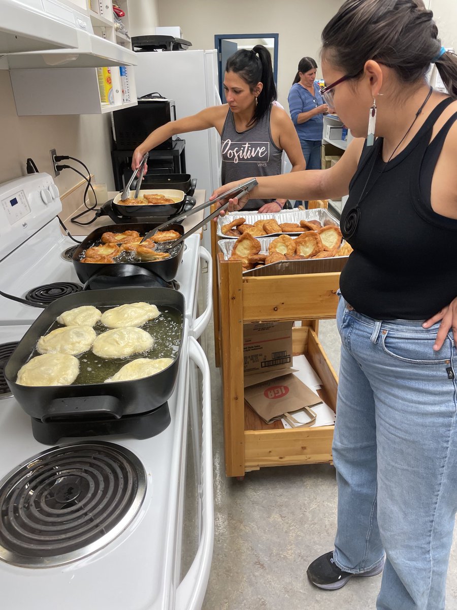 tchrgirl's tweet photo. Beautiful way to celebrate National Indigenous Day at North Island Secondary with bannock, salmon, singing, field trips in the land, celebrating and lifting each other up. #learn85 https://t.co/GjX5OLN3jq