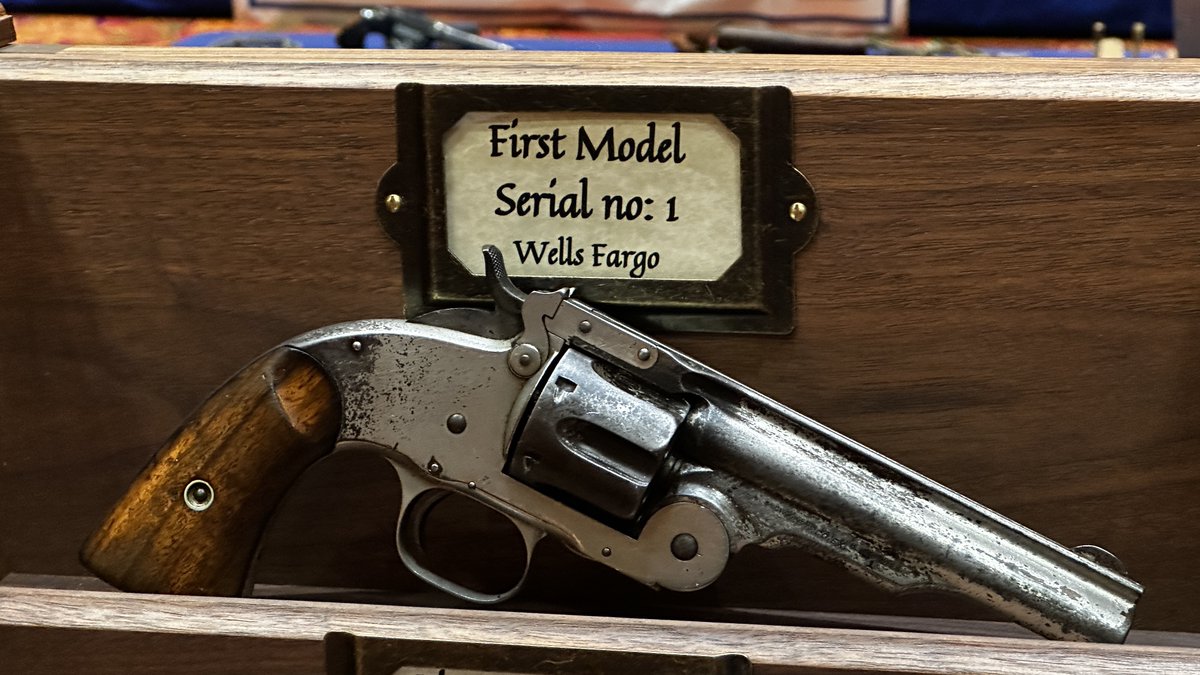 FirearmsHistory's tweet photo. 1,600 miles of driving over the last two days paid off. Got to spend the afternoon with @smith_wessoninc Schofield serial number 1, which did duty for Wells Fargo back in the 1870s.
#smithwesson #smithandwesson #smithandwessonpartner #oldguns #oldgun #antiqueguns #antiquegun #firearmshistorian #schofield #grailgun #holygrailgun