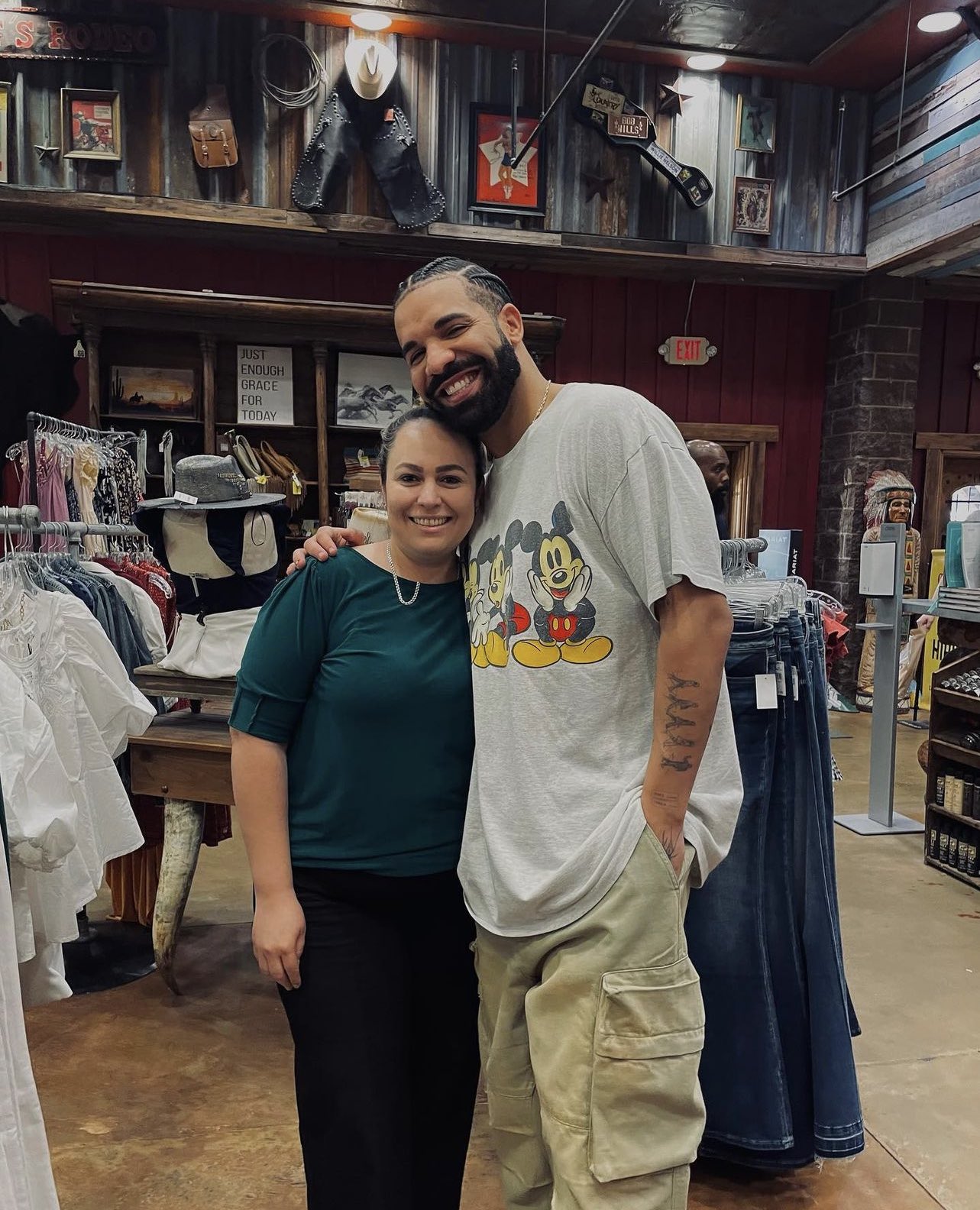 Cavenders kids store