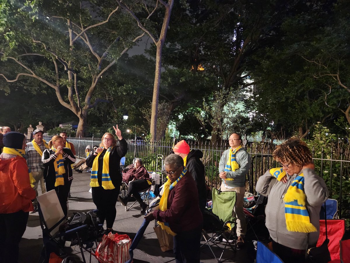 Darren Bloch tweet media