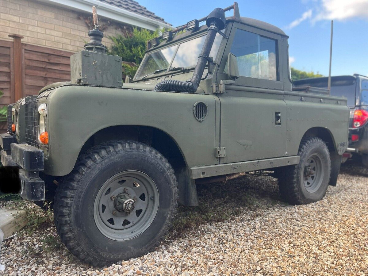 Ad - Series 2a Land Rover 3.5 V8
On eBay here -->> ow.ly/8Msb50OUweh

#landrover #series2a