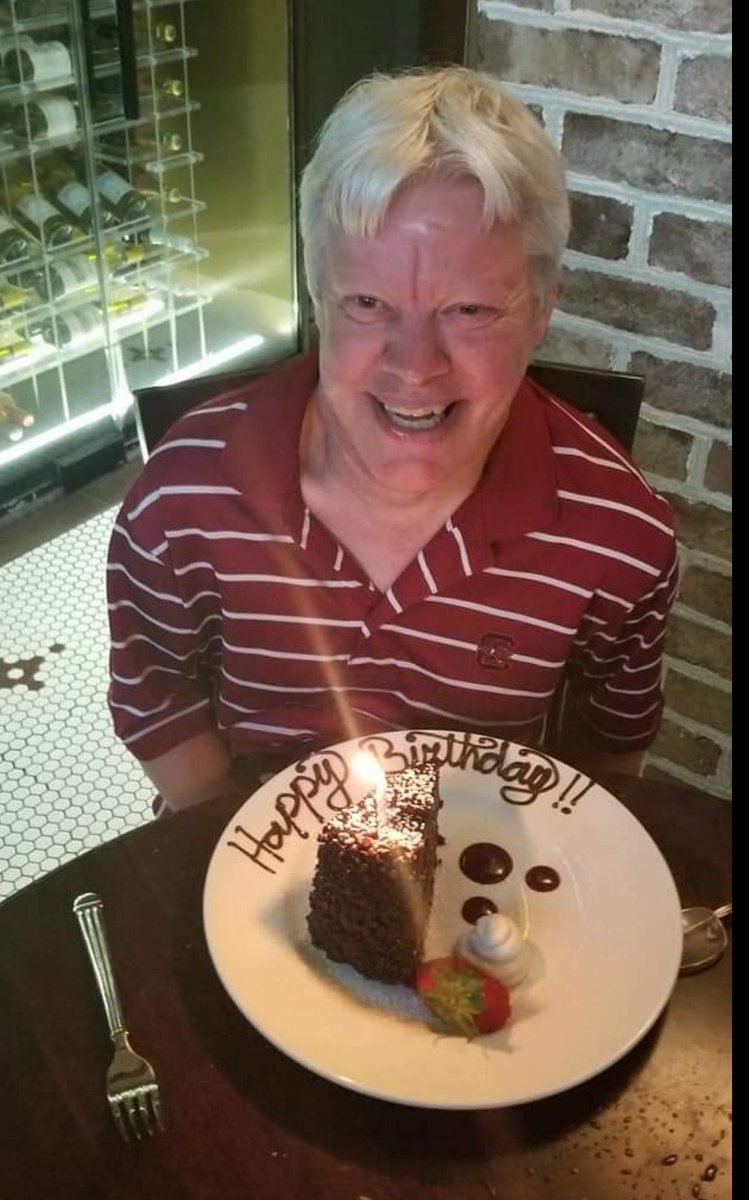 uscprincess96's tweet photo. @theUSC Happy 57th  Birthday!  Hope your day is great!♥️🎂🎊 https://t.co/hlVucm0NtG