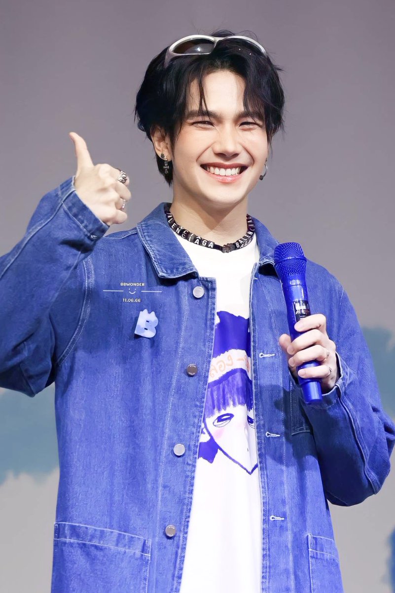 on-twitter-rt-humi12444143-build-nominee-asia-top100