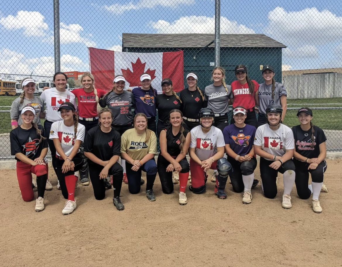 JosieAlspaw's tweet photo. Had a great time at the @tcicteamcanada camp today. It was great meeting the team. Such a fun group of girls! #leafnation #feartheleaf #PlayTCS #TCIC #FlyAbove @topgunfastpitch @TopGunSTL16U @lhsdugout @ExtraInningSB @IHartFastpitch https://t.co/GLzwpZGDwk