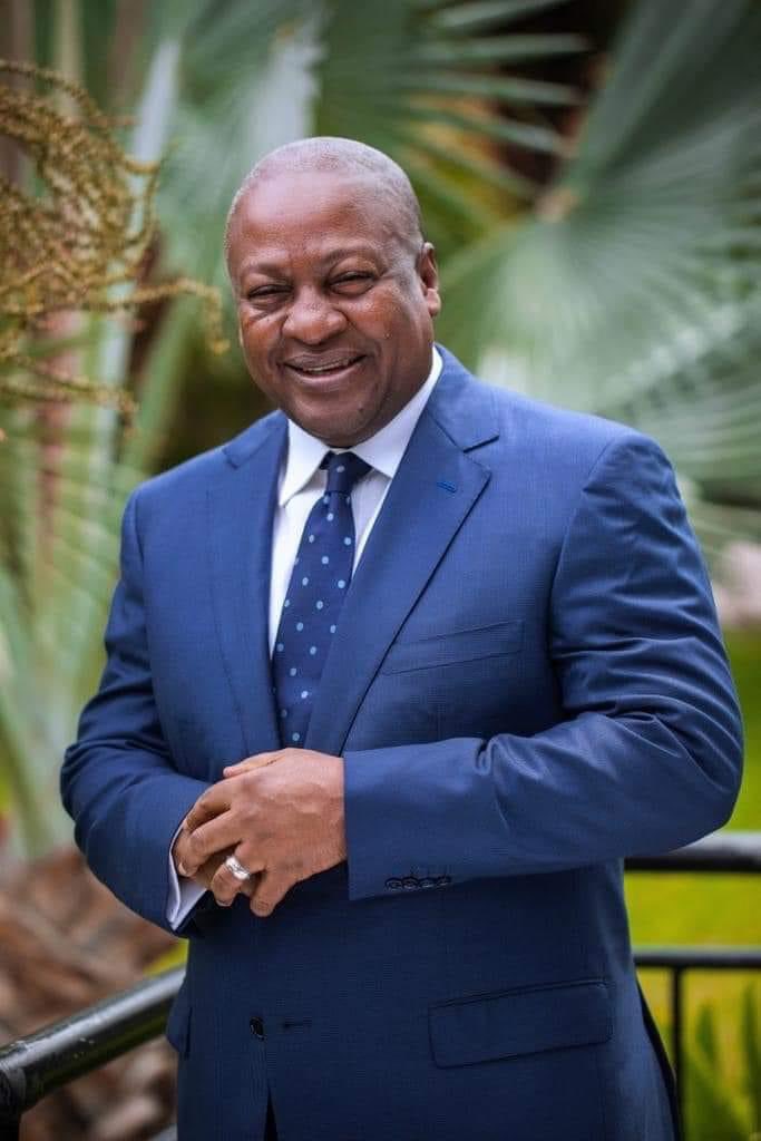 Mahama speaks on corruption at a conference of estate surveyors and valuers.

HE John Dramani Mahama is in Ilorin in the Kwara State of Nigeria as a Special Guest of the Nigerian Institution of Estate Surveyors and Valuers.