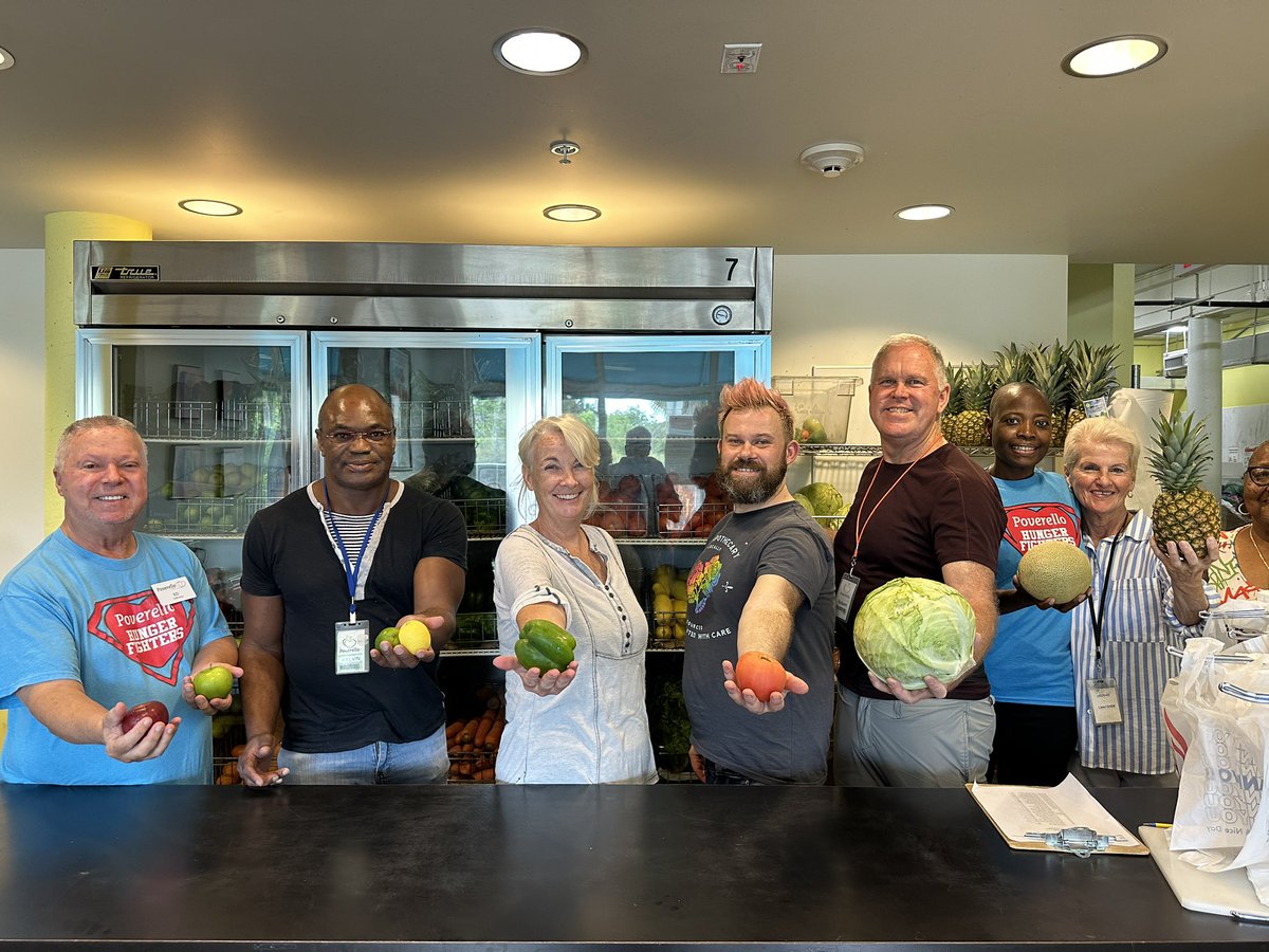 Join us for a special National HIV Testing Day event at our food pantry! We're providing healthy, medically tailored groceries to promote overall health and wellness. #FoodIsMedicine #NationalHIVTestingDay