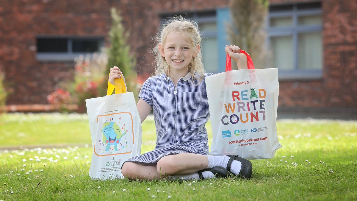 scottishbktrust's tweet image. Drumroll, please! 🥁

We are delighted to announce that the winner of our national #ReadWriteCount art competition is. . . Penny from Moffat Academy in Dumfries and Galloway! @ParentClubScot @dgcouncil @moffatacademy