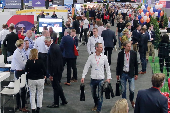 CorporatiePlein 2023: Kijkje in de keuken van exposanten èn corporaties - bit.ly/3NJwrSC