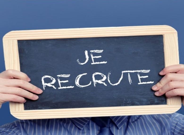 #recrutement vous voulez changer de vie pro ? c'est maintenant ! ⤵️
la direction de l'éducation et des collèges du Département <a href="/valdemarne_94/">Val-de-Marne</a> recherche

- ⚠️ mon binôme de choc : chargé.e de mission auprès de la directrice (relation avec les élus &amp; recherche/expérimentation)