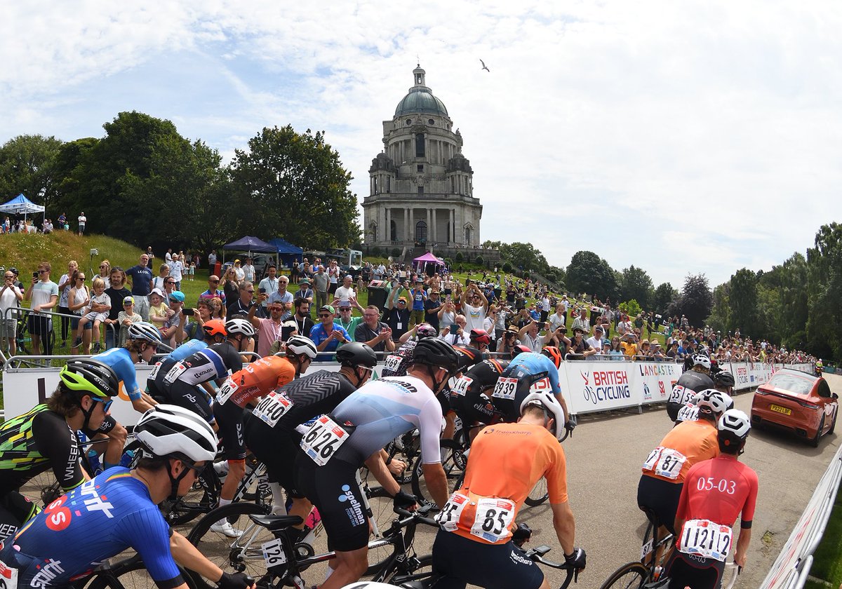 Don’t miss out on the chance to line up at the start of this years #lancastergp below the iconic Ashton Memorial - entries close on Sunday.