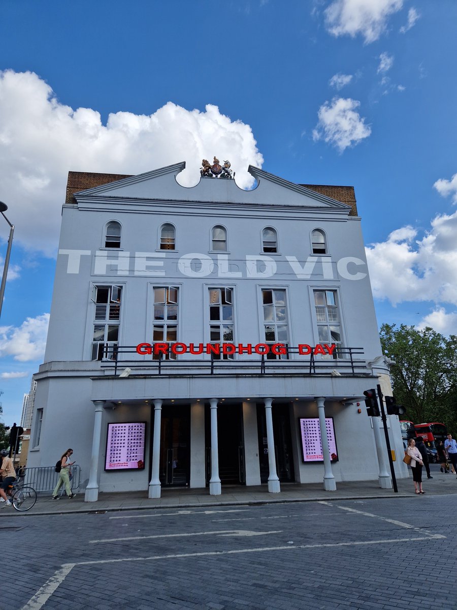 Just saw #GroundhogDay at @oldvictheatre. Hilarious. Brilliant. Loved it.