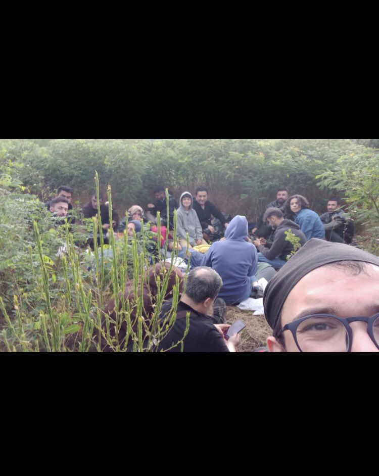no_deport's tweet photo. 10 children, 1 baby, 50 adults from Turkey crossed to the Orestiada region of Greece. Pls help them not be deported.Don't #pushback!
@migrationgovgr @MigrationGrInfo @Refugees @euronews_tr @ECHR_CEDH @UN @UNHCRGreece
@kmitsotakis @nmitarakis https://t.co/uJctrNCz8c