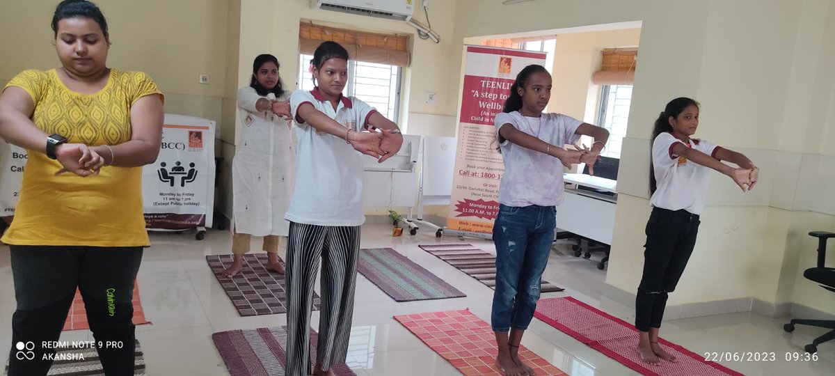 cini_india's tweet photo. #InternationalDayofYoga2023  celebration in association with local #NGOs #NamamiGange Project and #railways  authority in different locations including at CINI-#teenline Counselling Centre. https://t.co/DG0JV6yAk0